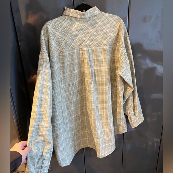 Aritzia Wilfred free Maria button up plaid - Picture 4 of 5